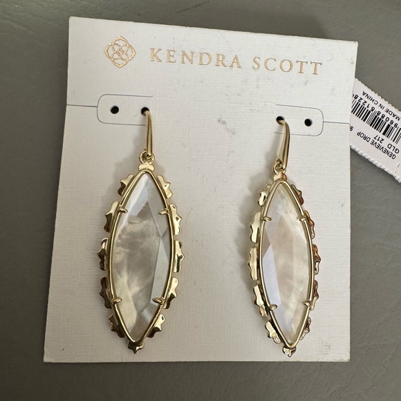 Kendra Scott Genevieve MOP Earrings - Picture 3 of 6